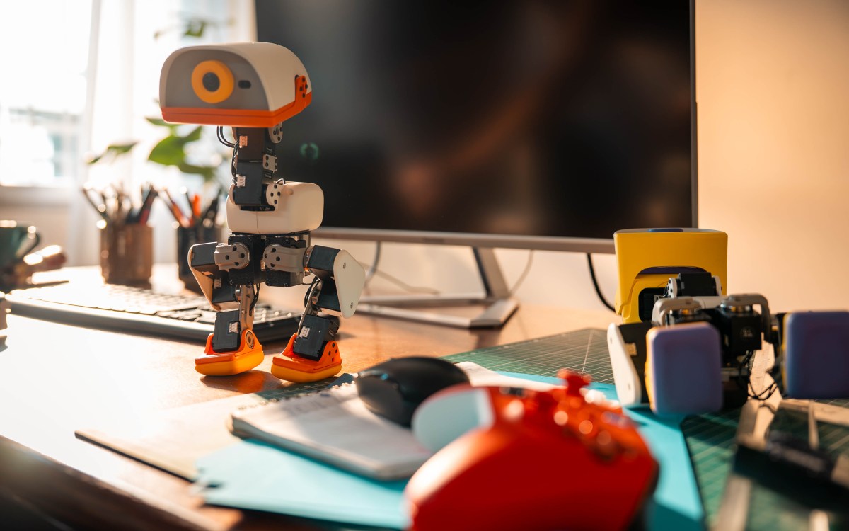 Hugging Face'ten Beklenmedik Hamle: 399 Dolarlık Akıllı Robot Microduck Tanıtıldı