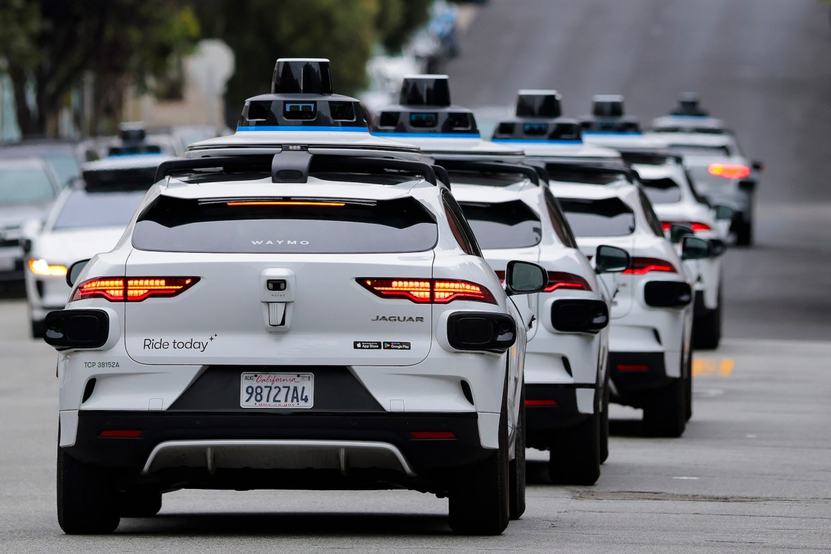 Robotaksiler İçin Yolun Sonu: California'dan Yeni "İlk Müdahale" Yasası Geldi