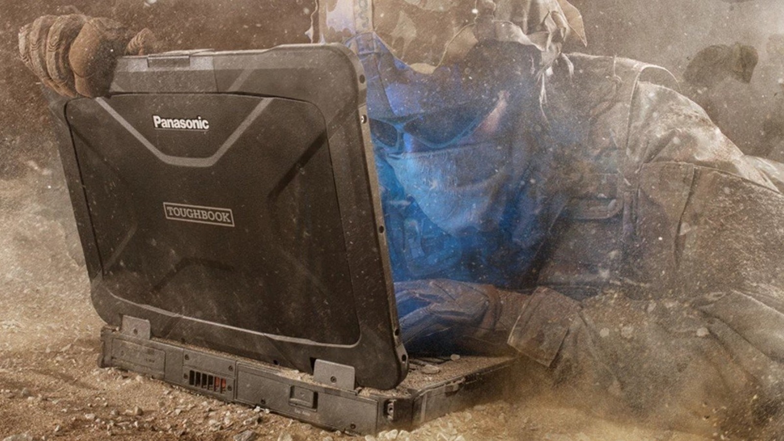 Neden Kimse Starbucks'ta Toughbook Kullanmıyor? Rugged Laptop Gerçeği