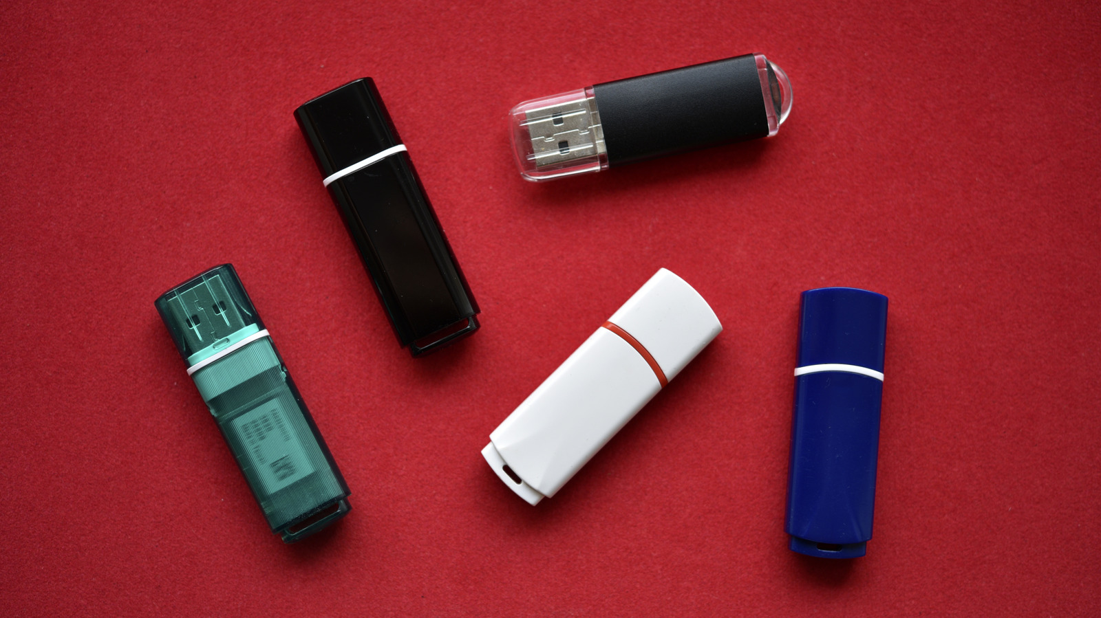 USB Belleklerde Kapasite Patlaması: Neden Artık Küçük Depolama Alanları Bulamıyoruz?