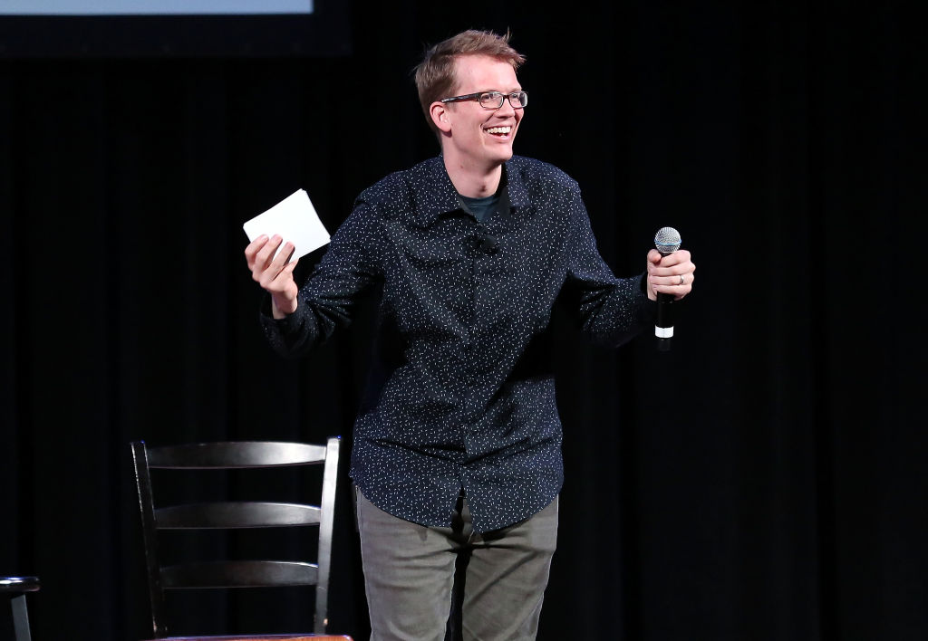 Hank Green'in Yapay Zeka İtirafı: 'Bu Süreç Sağlıklı Değil'