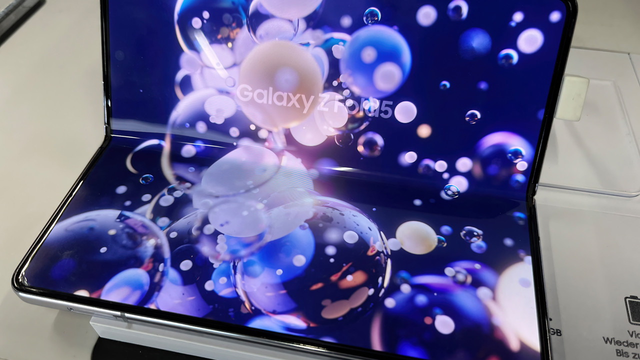 Samsung'dan Büyük Atılım: 5 Yeni Katlanabilir Telefon Yolda