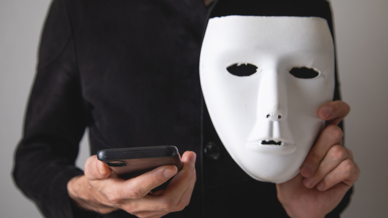 iPhone ve iPad'de Uygulamaları Gizlemenin Yeni ve Güvenli Yolu